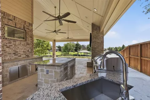 Other - 9806 Reflection Point Dr, Cypress, TX 77433 photo 8 of 10