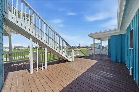 Exterior - 1014 Seashell Dr, Freeport, TX 77541 photo 7 of 7