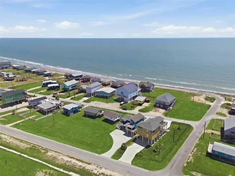 View/Area - 1014 Seashell Dr, Freeport, TX 77541 photo 2 of 3