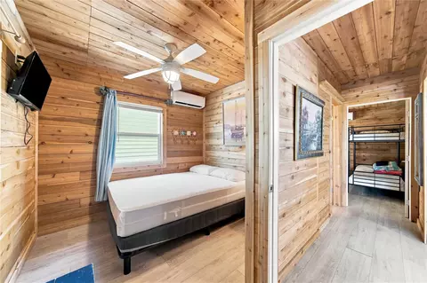Bedroom - 1014 Seashell Dr, Freeport, TX 77541 photo 1 of 5