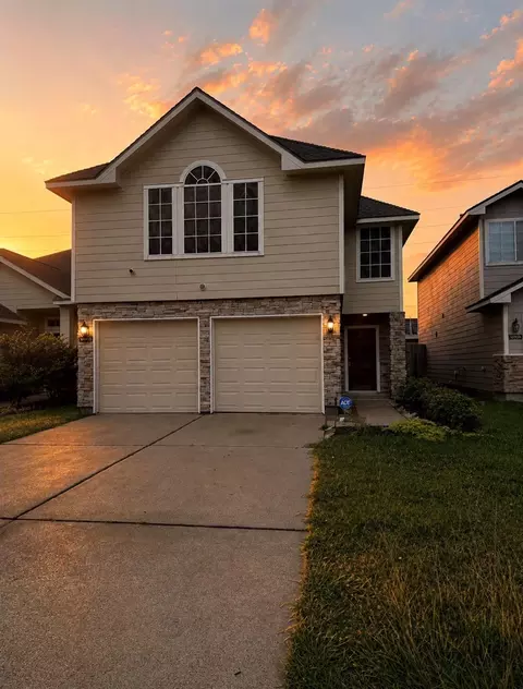 10935 Windfern Lakes St, Houston, TX 77064