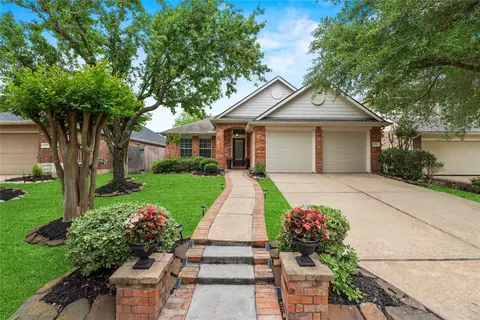 12323 Elizabeth Shore Loop, Cypress, TX 77433