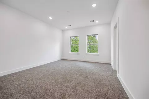 Bedroom - 2015 Brackenridge St #A, Houston, TX 77026 photo 1 of 3