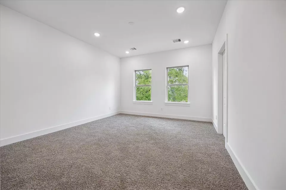 Bedroom - 2015 Brackenridge St #A, Houston, TX 77026 photo 1 of 3