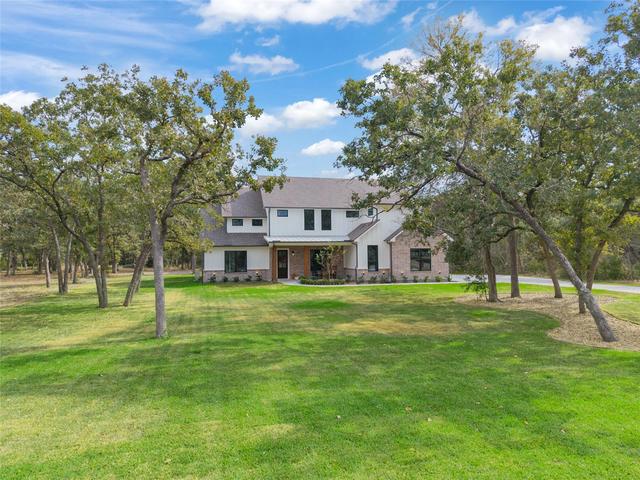 5529 Woodland Park Dr, College Station, TX 77845