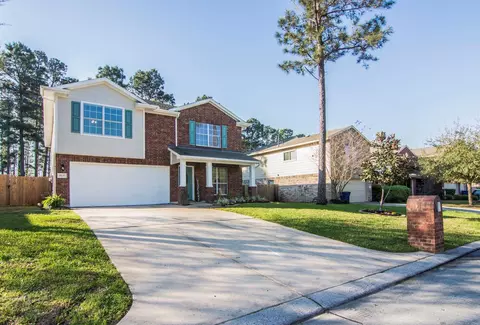 9130 Rolling Rapids Rd, Humble, TX 77346