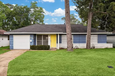5042 Viking Dr, Houston, TX 77092