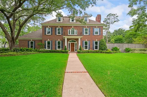 1 Ourlane Ct, Houston, TX 77024