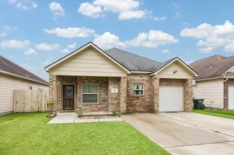 1741 Eagle Lake Rd, Sealy, TX 77474