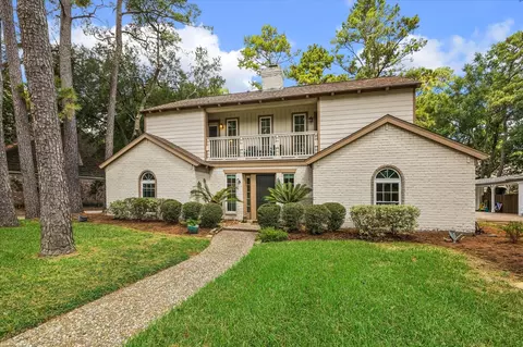 5210 Three Oaks Cir, Houston, TX 77069