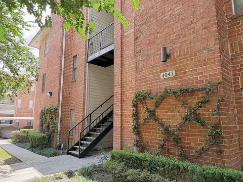 4041 Law St #505, Houston, TX 77005
