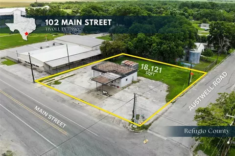 102 Main St, Tivoli, TX 77990