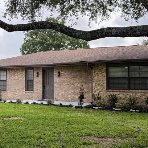 2474 County Rd, Alvin, TX 77511
