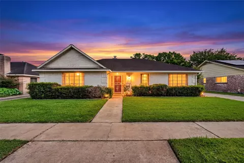 6215 Sanford Rd, Houston, TX 77096