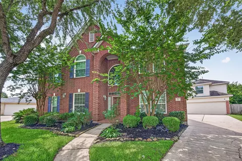 1415 Kennewick Ct, Sugar Land, TX 77479