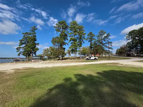 349 Beechwood Dr, Trinity, TX 75862 photo 4