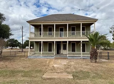 203 Grover St, Ellinger, TX 78938 photo 1
