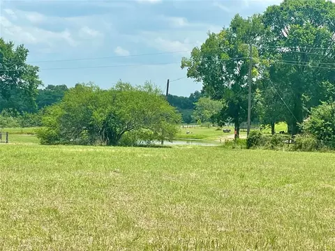 3395 Success Ct, Brenham, TX 77833