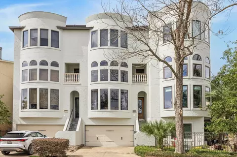 6406 Coppage St, Houston, TX 77007