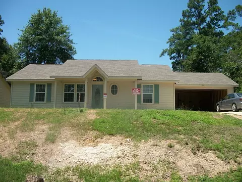 174 E Sunset Dr, Onalaska, TX 77360