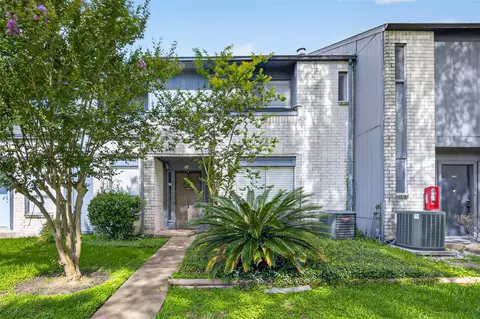 8310 Augustine Dr #B, Houston, TX 77036