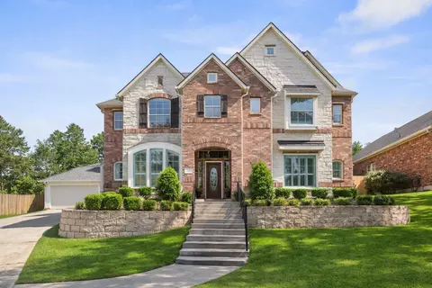 2153 Summit Mist Dr, Conroe, TX 77304