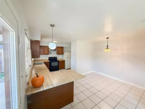 Kitchen - 5850 Fallengate Dr, Spring, TX 77373 photo 2 of 3
