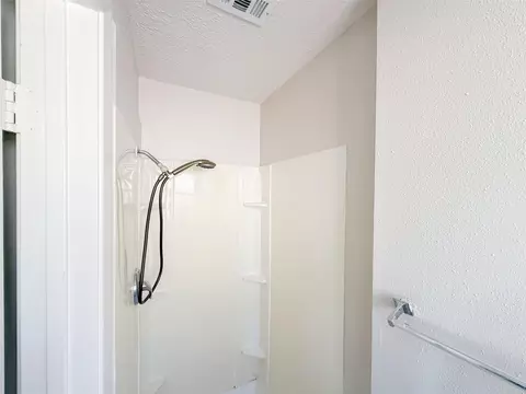Bath - 5850 Fallengate Dr, Spring, TX 77373 photo 2 of 3