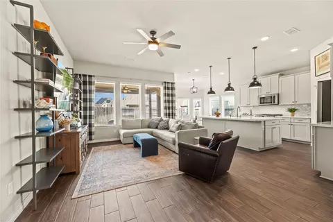9019 Stanley Oak Dr, Missouri City, TX 77459