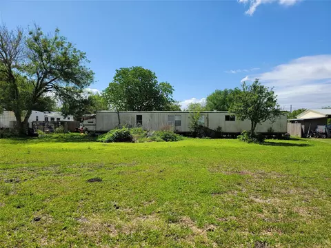2211 Sweet Bay St, Baytown, TX 77523
