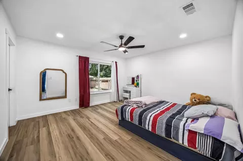 Bedroom - 23319 Whispering Willow Dr, Spring, TX 77373 photo 2 of 4