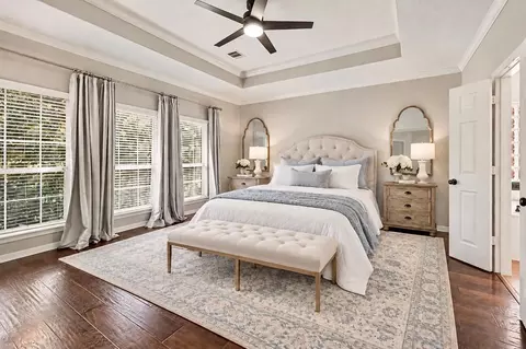 13323 Olive Trce, Houston, TX 77077