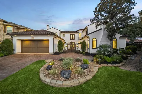 15307 Vista Creek Ct, Sugar Land, TX 77478