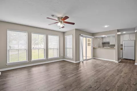 250 El Dorado Blvd #127, Webster, TX 77598