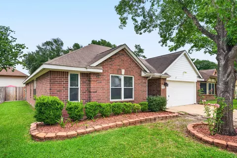 19502 Gladewater Dr, Tomball, TX 77375