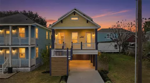 1207 32nd St, Galveston, TX 77550