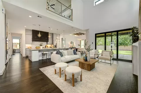 1504 Story St, Houston, TX 77055