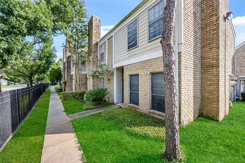 11710 Southlake Dr #31, Houston, TX 77077