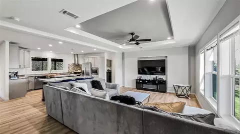 Living - 375 Lonesome Dove Trl, Trinity, TX 75862 photo 1 of 3