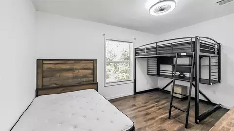 Bedroom - 375 Lonesome Dove Trl, Trinity, TX 75862 photo 2 of 3