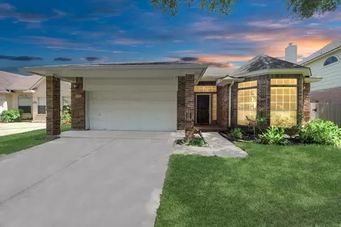 4615 Jaymar Dr, Sugar Land, TX 77479