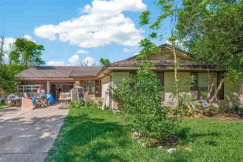 12714 Dermott Dr, Houston, TX 77065