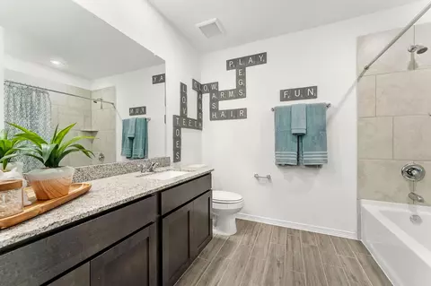 Bath - 9736 Caney Bend Rd, Conroe, TX 77303 photo 3 of 3