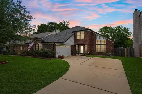 2018 Old Dixie Dr, Richmond, TX 77406