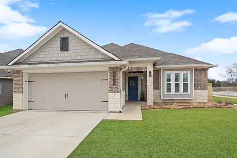 1300 Kingsgate, Bryan, TX 77807 photo 1