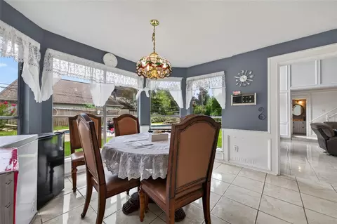 Dining - 6803 Wimbledon Estates Dr, Spring, TX 77379 photo 1 of 2