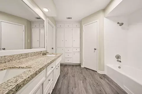Bath - 17419 Cassina Dr, Spring, TX 77388 photo 2 of 3