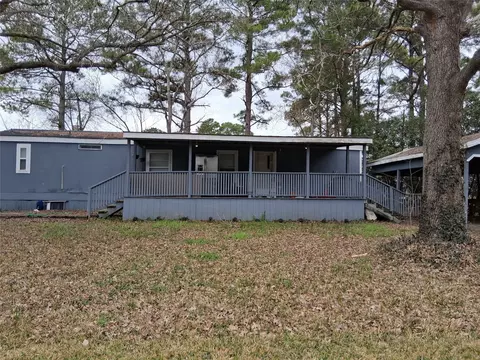 11797 White Cedar St, Willis, TX 77318