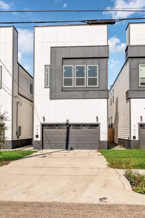 723 E 37th St, Houston, TX 77022