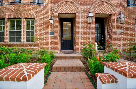 709 Delano St, Houston, TX 77003